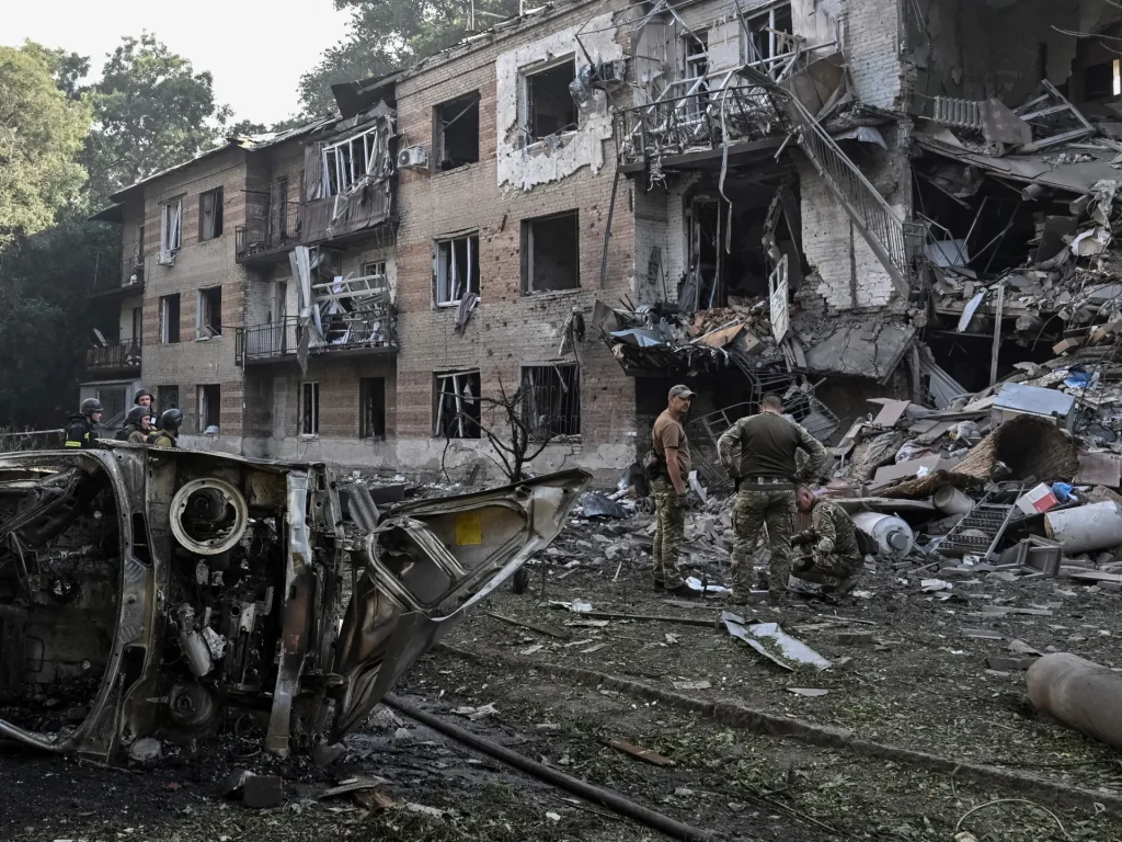 Otto morti in Ucraina e Russia mentre Zelenskyj sostituisce il capo della difesa
