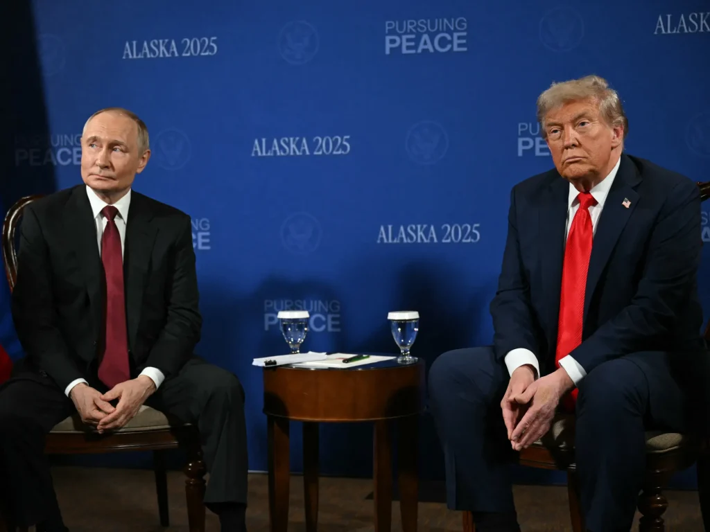 Trump si offre di aiutare a porre fine alla guerra tra Russia e Ucraina su richiesta di Putin, dice il Cremlino