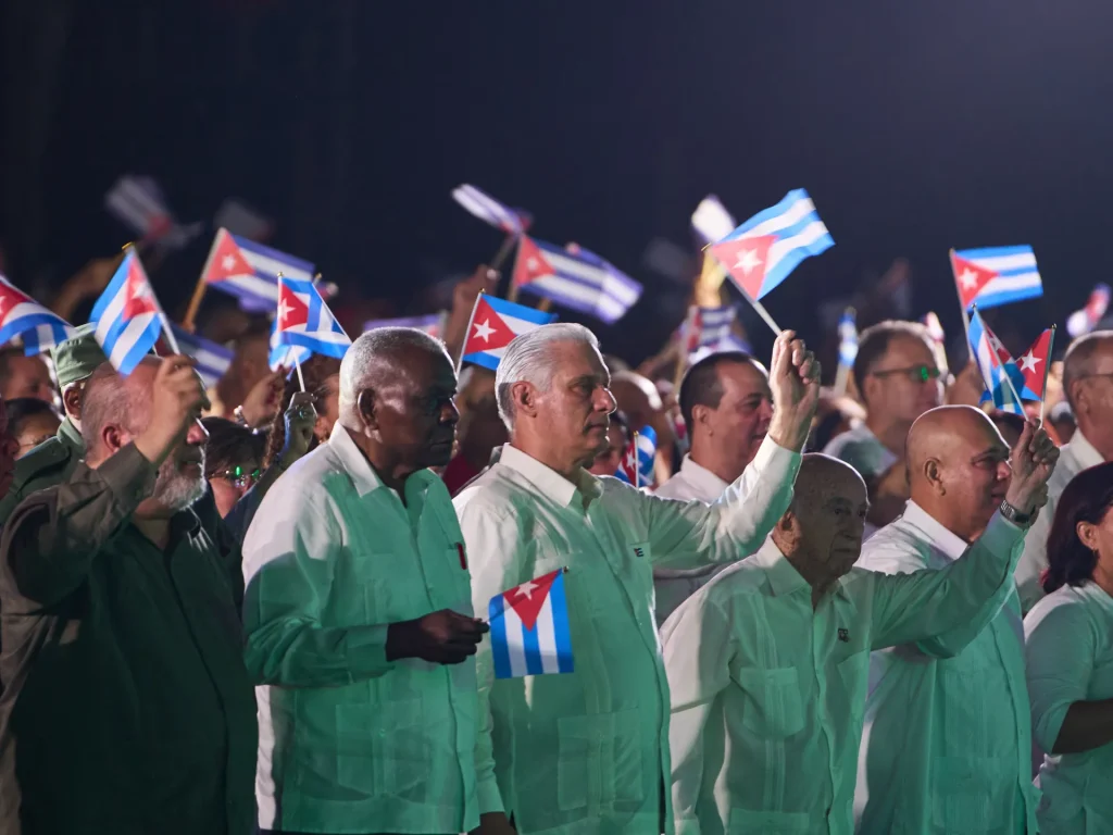 Il presidente cubano accusa gli Stati Uniti di genocidio e cerca di prendere il potere