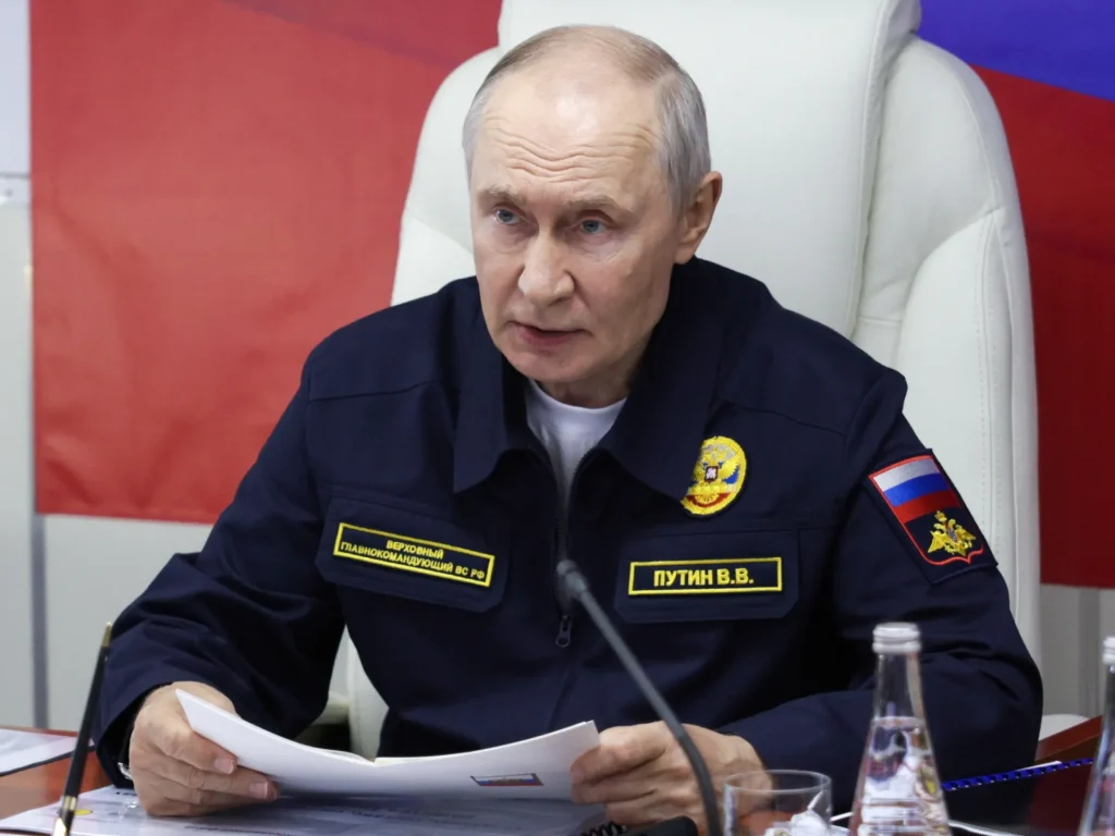Putin mette in guardia contro i sequestri di navi europee