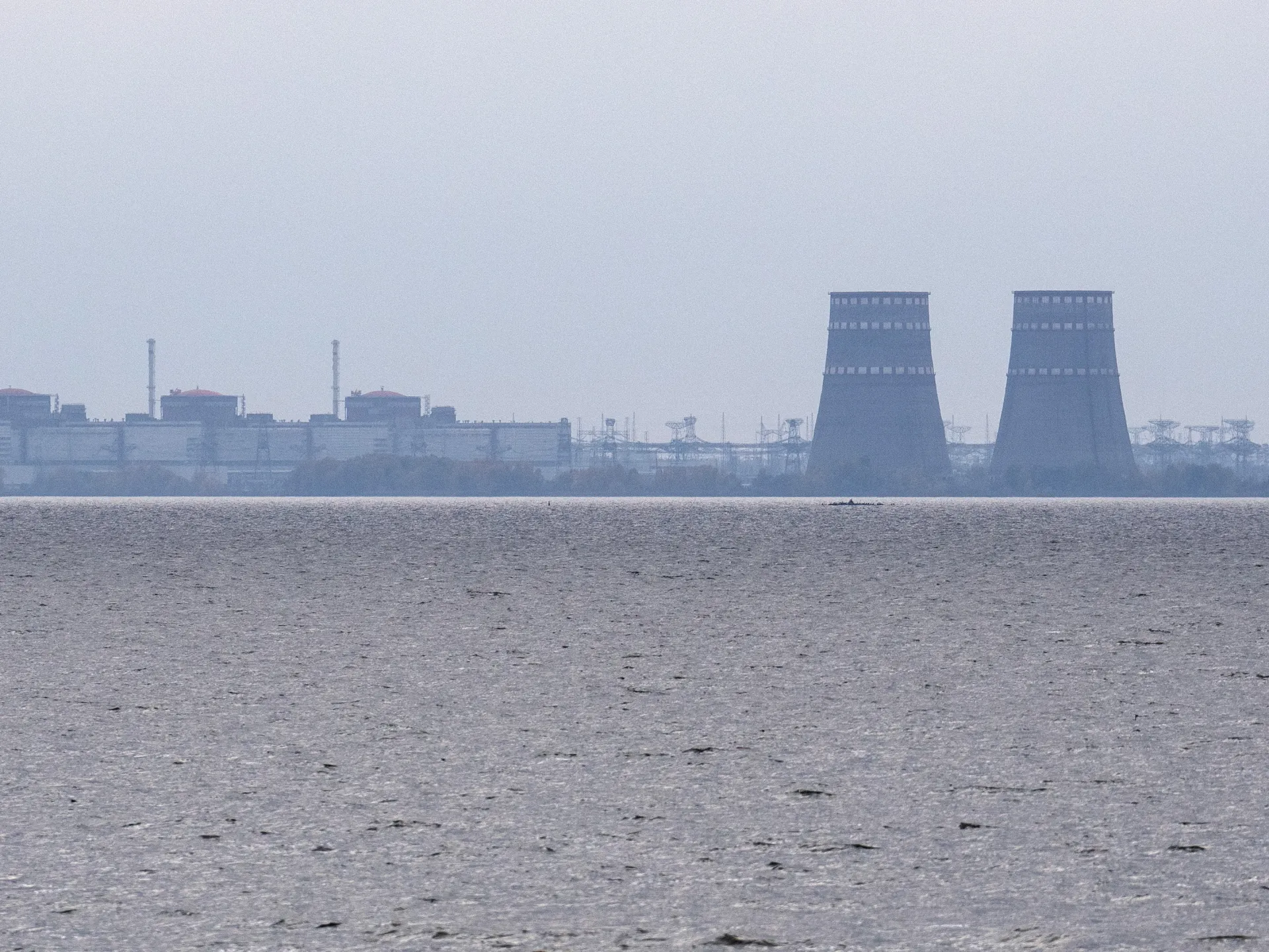 Centrale nucleare ucraina senza energia esterna per oltre una settimana
