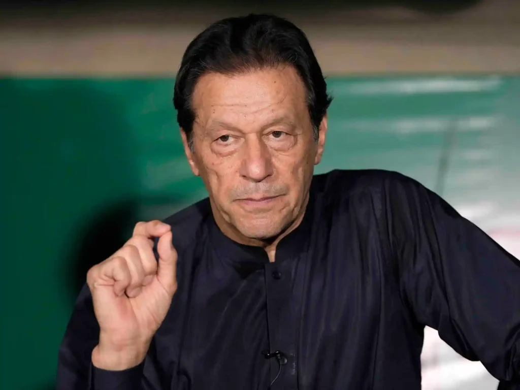 Date a Imran Khan cure mediche adeguate, le leggende del cricket sollecitano il governo pakistano