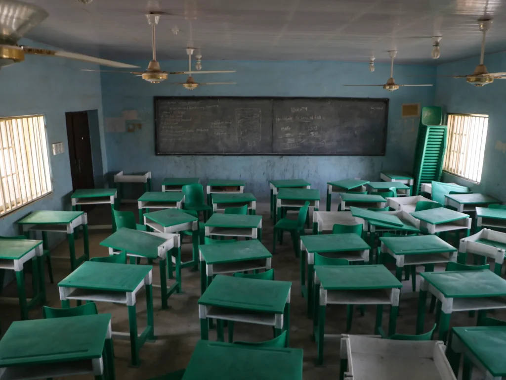 La Nigeria non può costruire scuole sicure in comunità non sicure