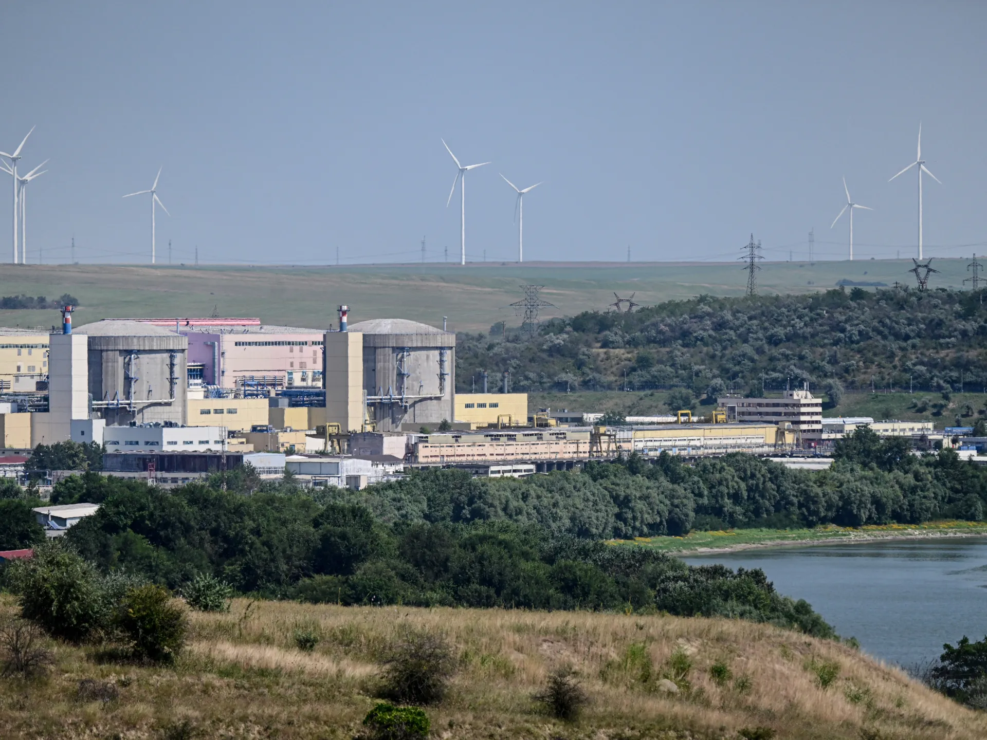 La caduta del flusso del Danubio costringe alla chiusura dell'unico impianto nucleare della Romania