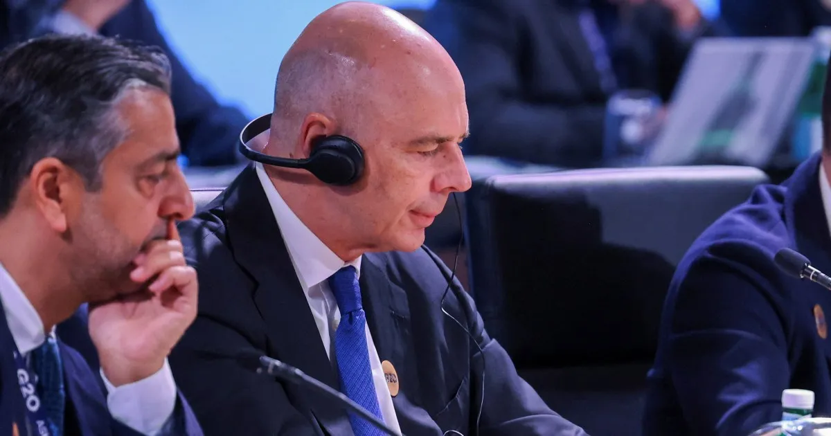 Trump sta nuovamente corteggiando la Russia – e perché?