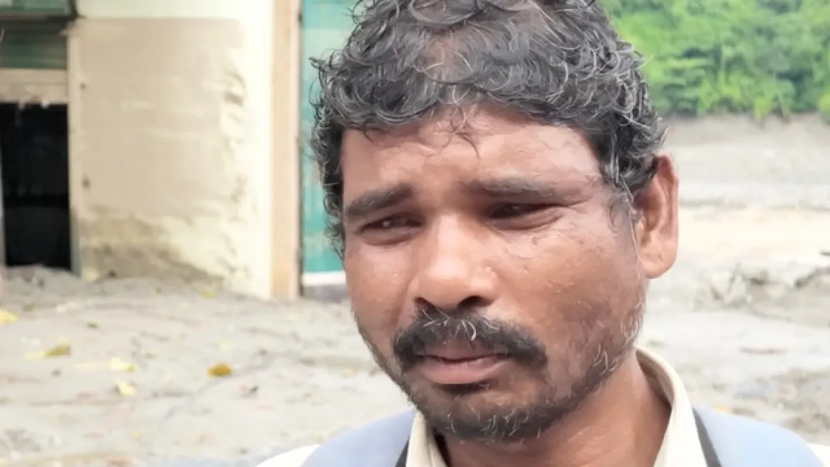 Nepal: alluvioni: il padre prende in prestito 13 dollari e cammina per giorni alla ricerca del figlio scomparso