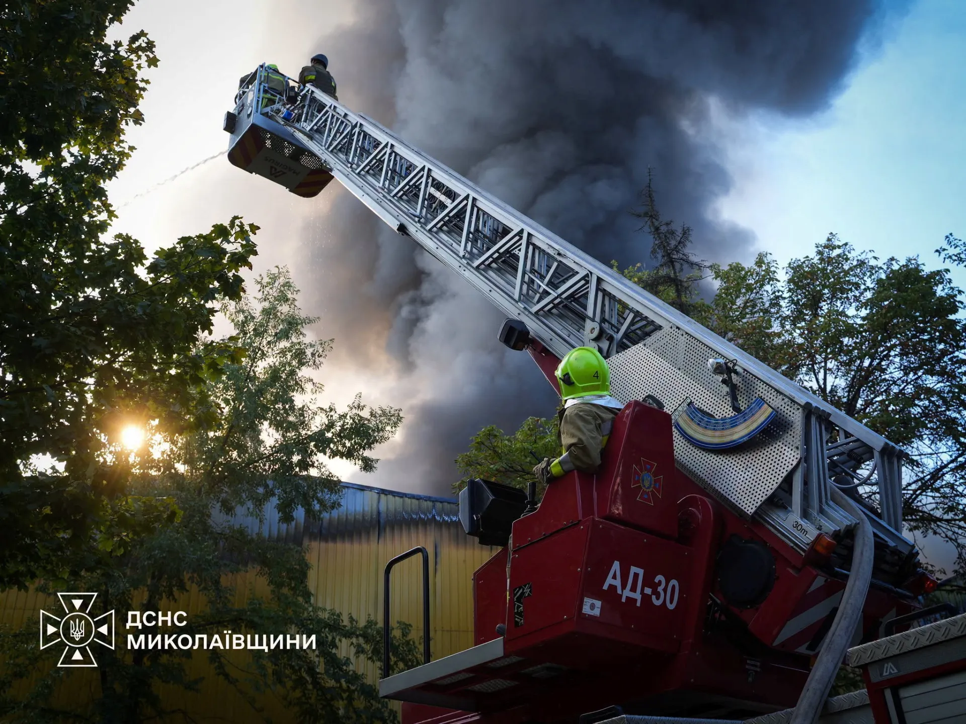 Almeno otto persone sono state uccise negli attacchi russi in tutta l'Ucraina