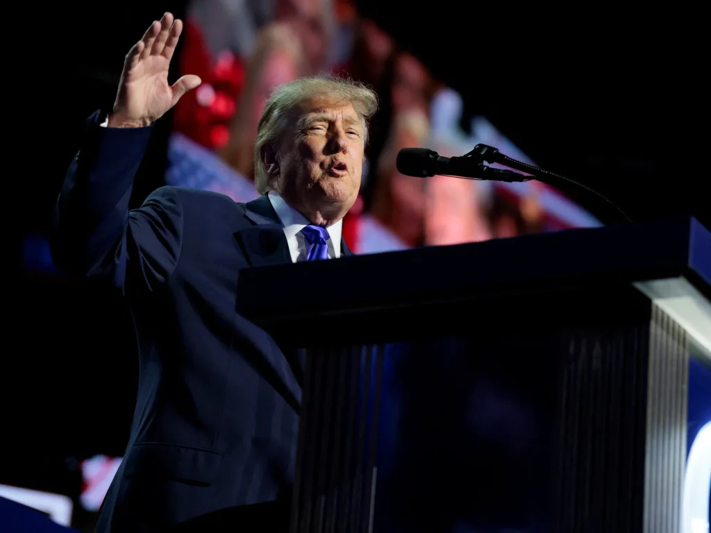 Trump pagherà 5.000 dollari a tutti gli adulti statunitensi? Alcuni sostenitori di Trump sono scettici