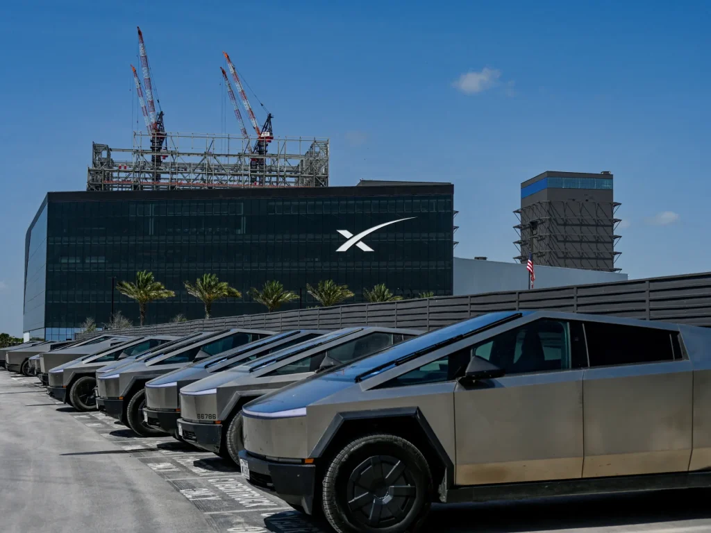 X Corp e SpaceXAI di Elon Musk abbandonano la causa antitrust contro Apple