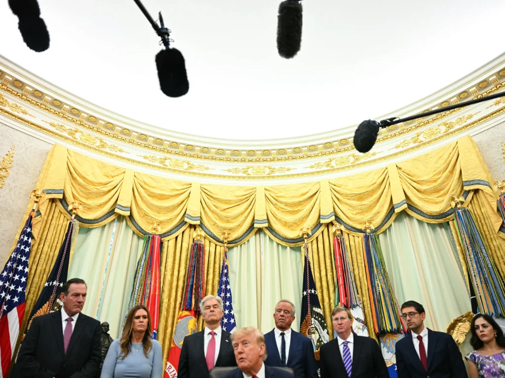 Trump firma sanzioni radicali contro la Russia per la guerra in Ucraina