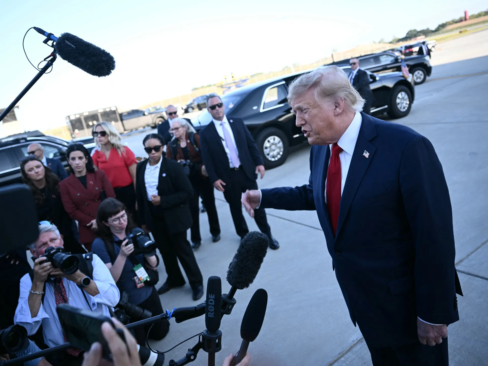 Trump afferma che il Canada diventare “membro associato” dell’UE potrebbe essere un “atto ostile”