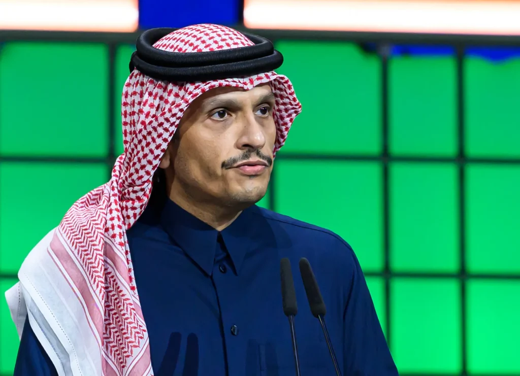 Il Primo Ministro del Qatar descrive le conseguenze della guerra USA-Israele sull’Iran come un “terremoto”