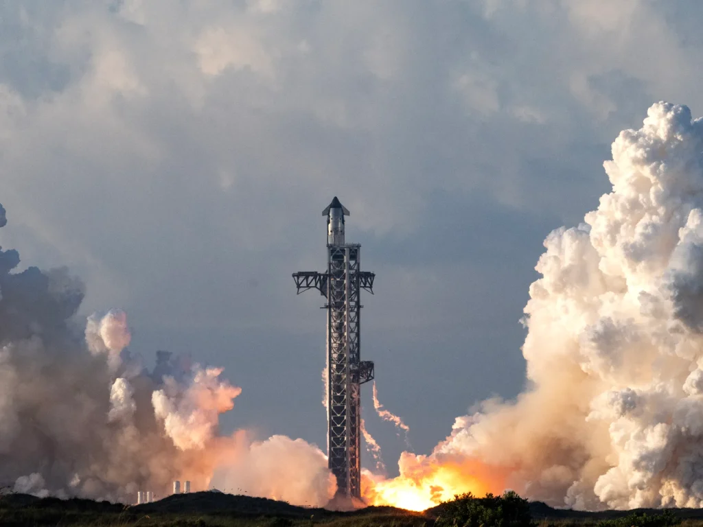 Il razzo Starship, pezzo forte di SpaceX, raggiunge l'orbita per la prima volta