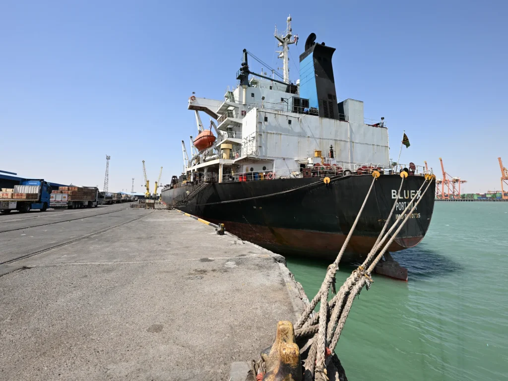 L’Iraq cerca alternative per l’esportazione di petrolio al travagliato Stretto di Hormuz