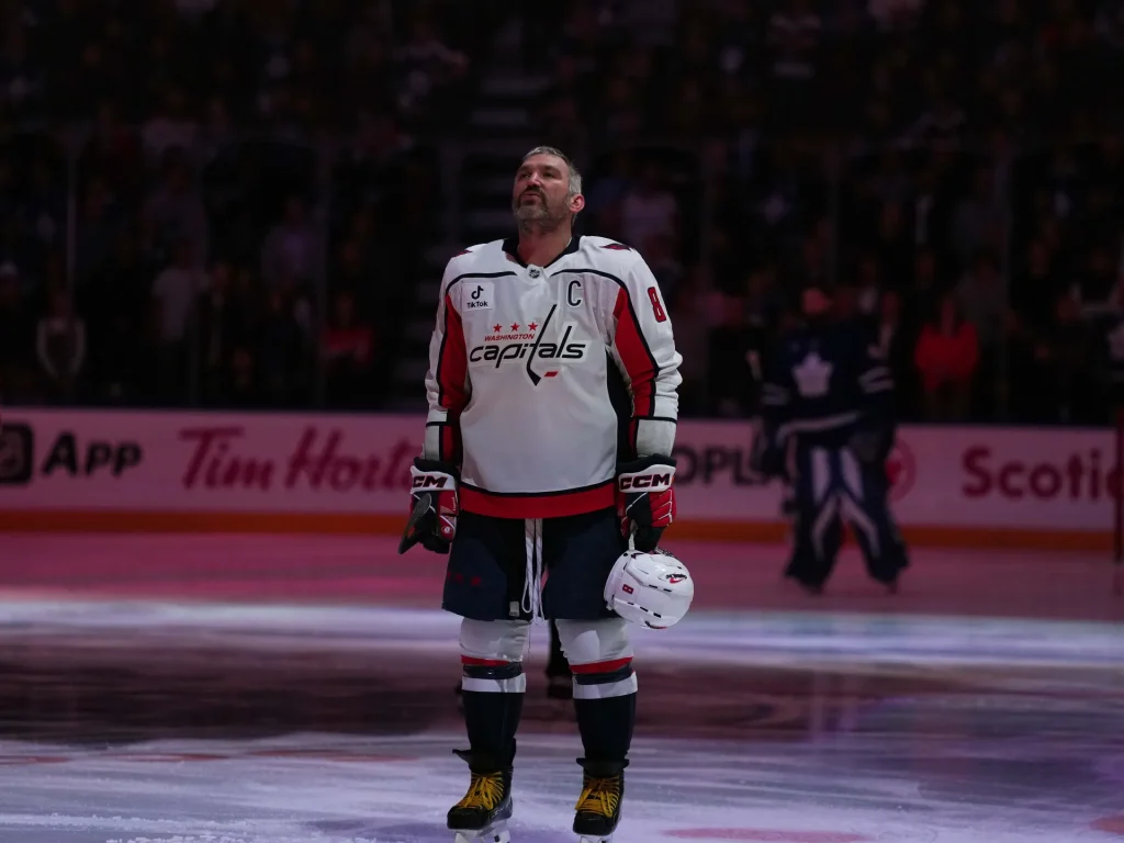 Alla superstar della NHL Ovechkin "è stato chiesto" di filmare lo spot di Putin, dice il team