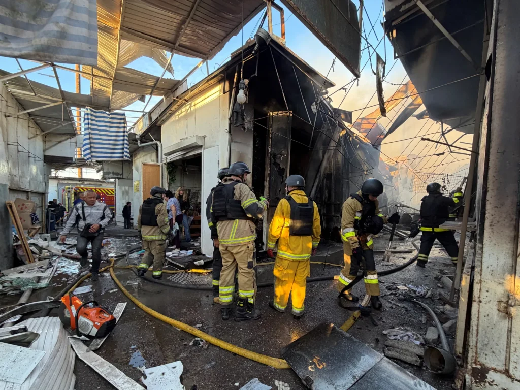 Almeno 10 persone uccise negli attacchi russi e ucraini