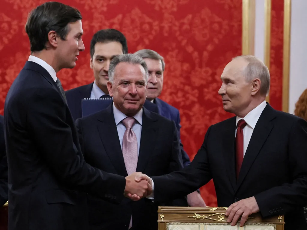Gli inviati statunitensi incontrano Putin: cosa c'è dietro l'ultima diplomazia sulla guerra Russia-Ucraina?