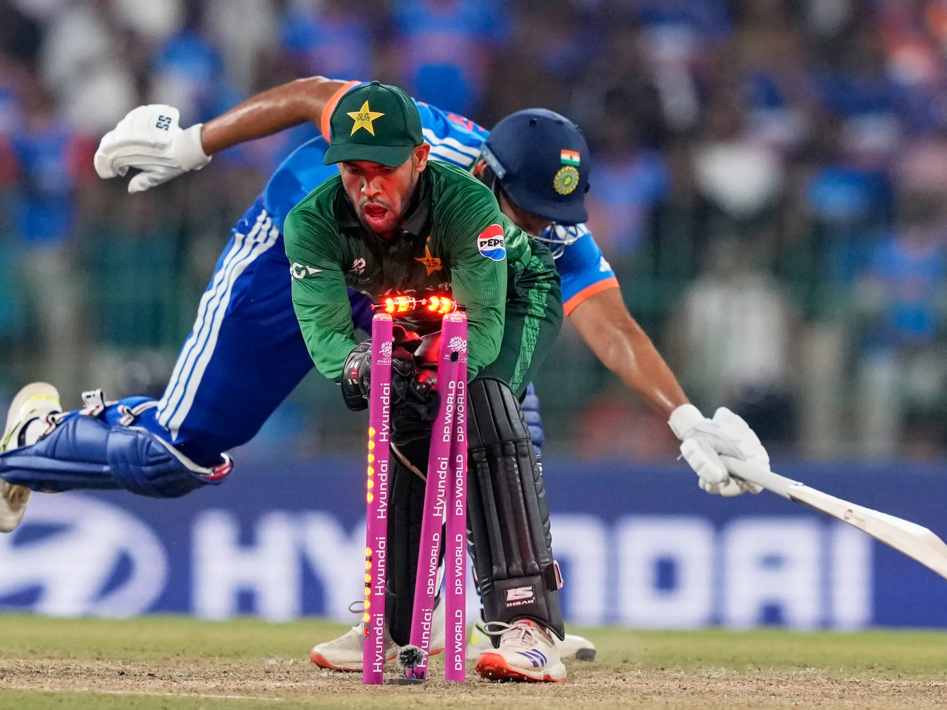 Il Pakistan deve "recuperare il ritardo" con l'India nel cricket T20, afferma l'allenatore Hesson
