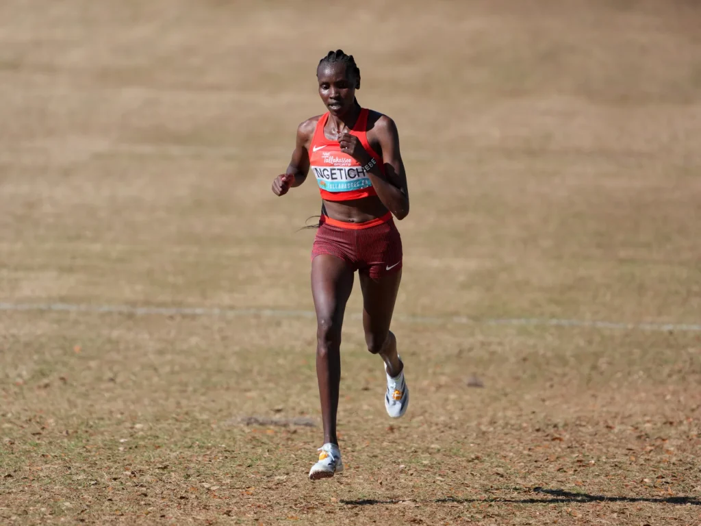La keniana Ngetich batte di un secondo il record mondiale della mezza maratona per sole donne