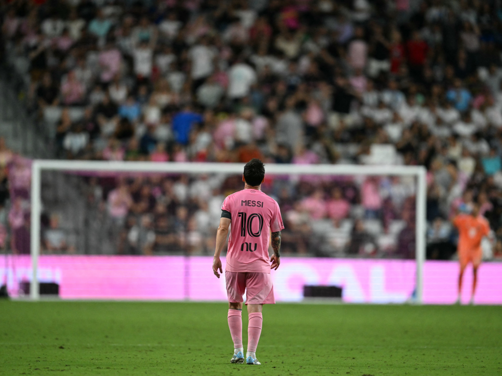 Messi segna quattro gol, ispira l'Inter Miami a vincere 7-1 su Montreal
