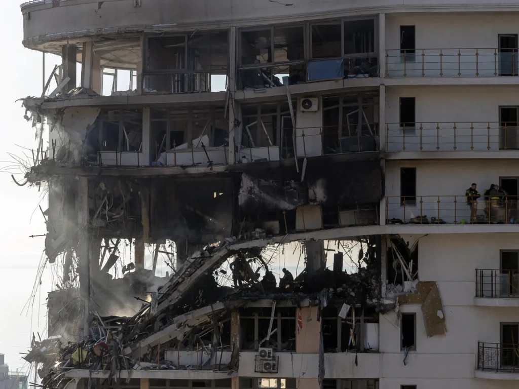Tre morti negli attacchi aerei russi su 10 regioni dell'Ucraina