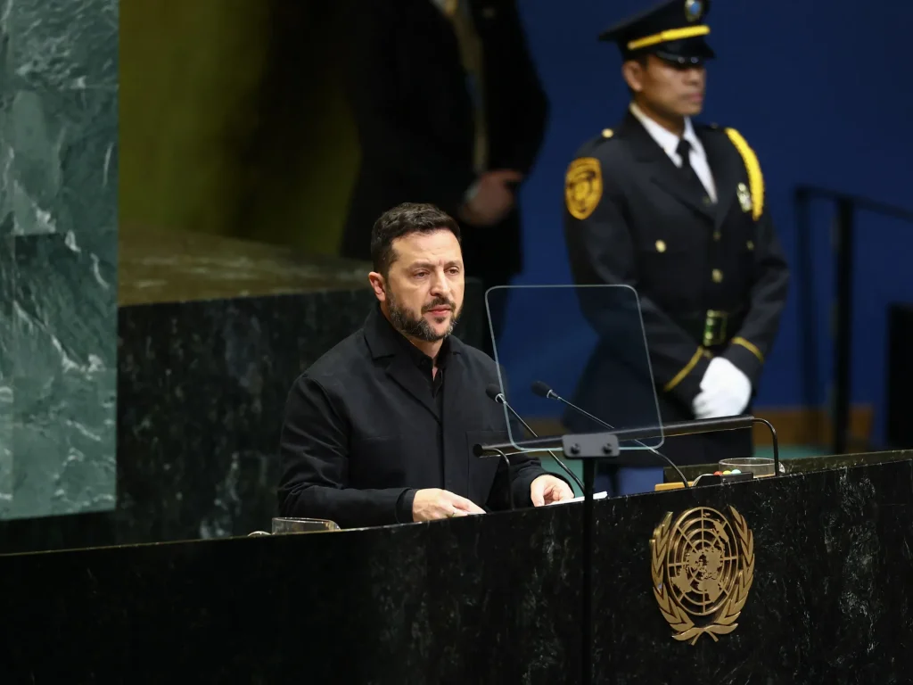 Zelenskyj ucraino chiede pressioni continue per porre fine alla “folle guerra di Putin”