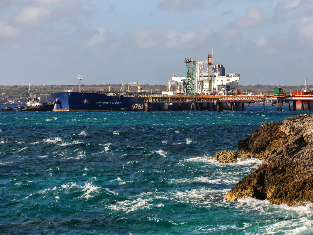 Cuba va avanti con i piani per le energie rinnovabili nonostante il blocco petrolifero statunitense