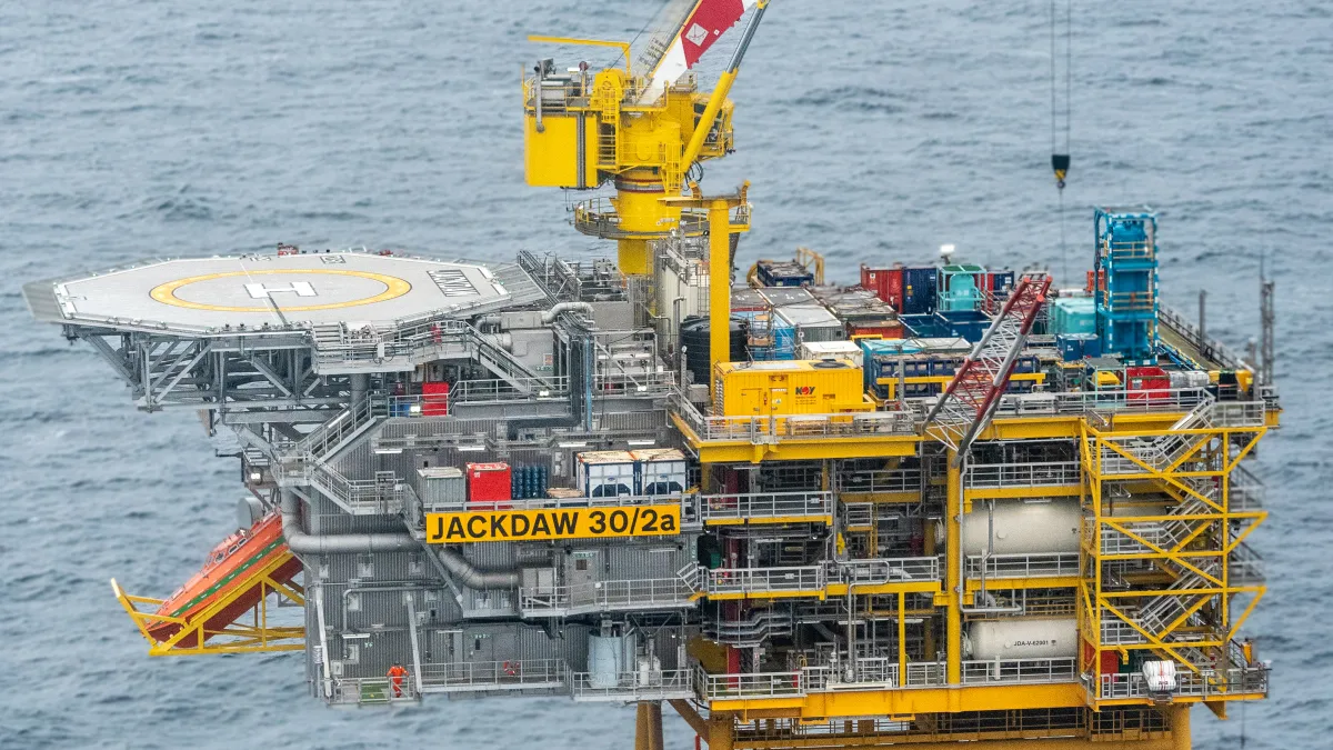 Il Regno Unito approva lo sviluppo del giacimento di gas Jackdaw nel Mare del Nord