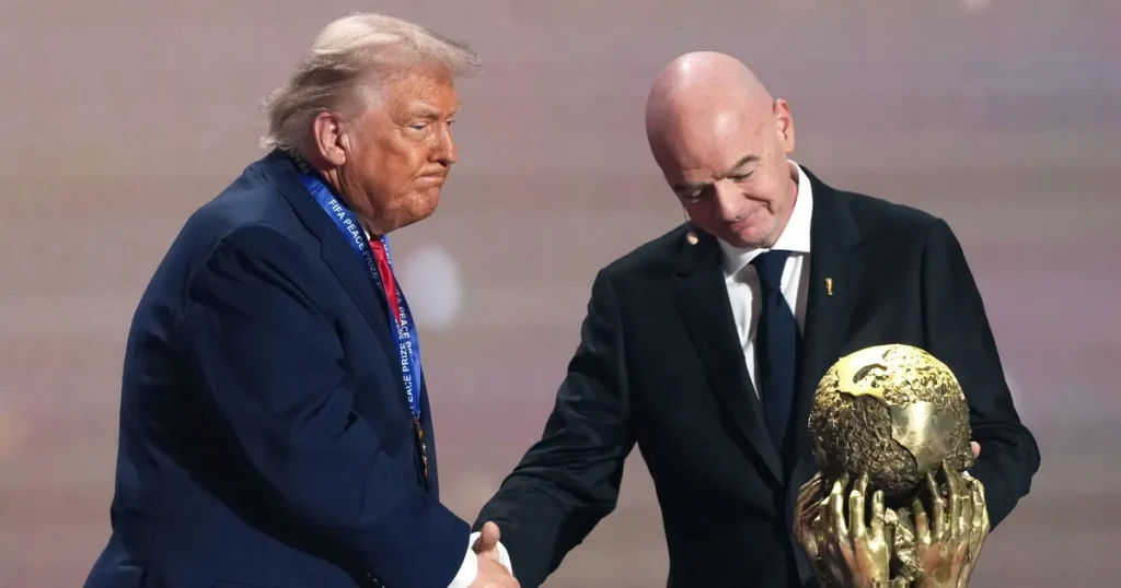 La FIFA sta cancellando il suo premio per la pace dopo averlo assegnato al presidente degli Stati Uniti Trump?