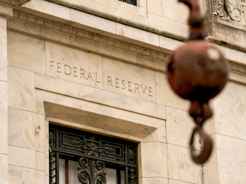 La Fed lascia invariati i tassi di interesse nonostante l’inflazione negli Stati Uniti