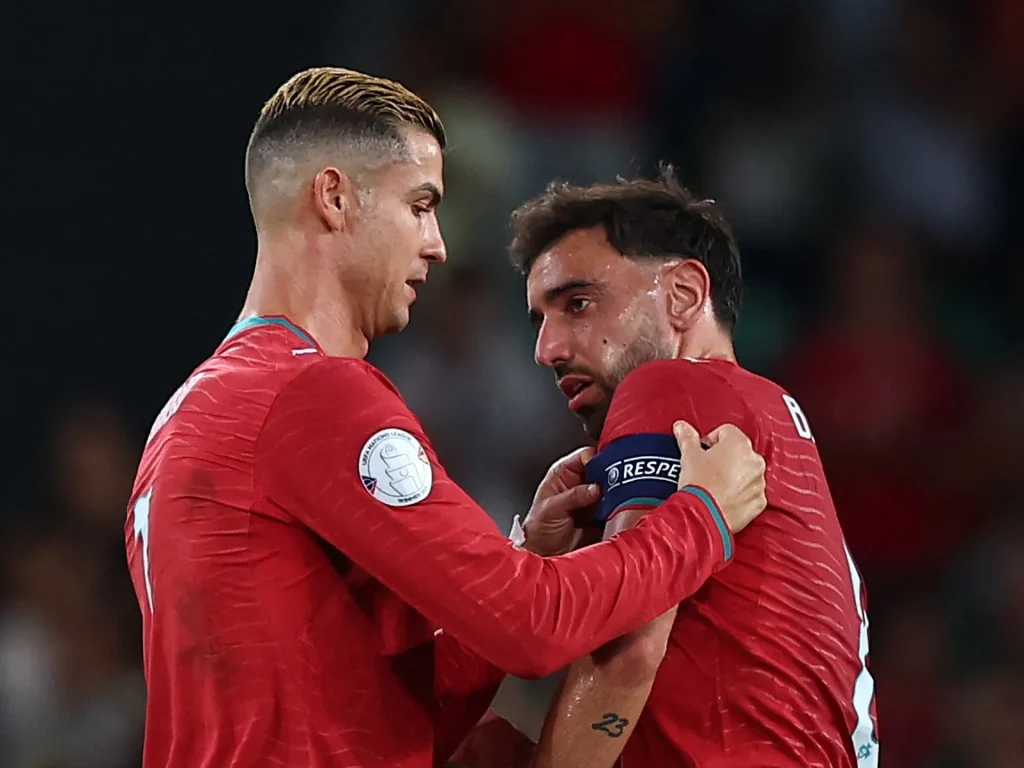 Fernandes chiama Ronaldo e nega la spaccatura del Portogallo in vista della partita con la Norvegia