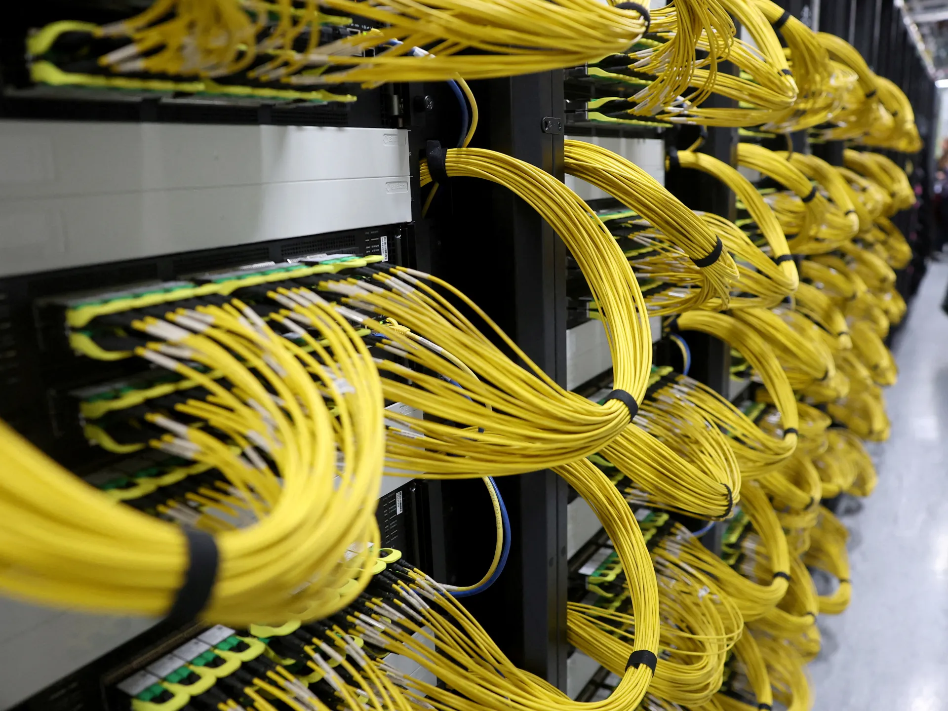 Il vero collo di bottiglia dell’intelligenza artificiale è l’elettricità. Chi lo pagherà?