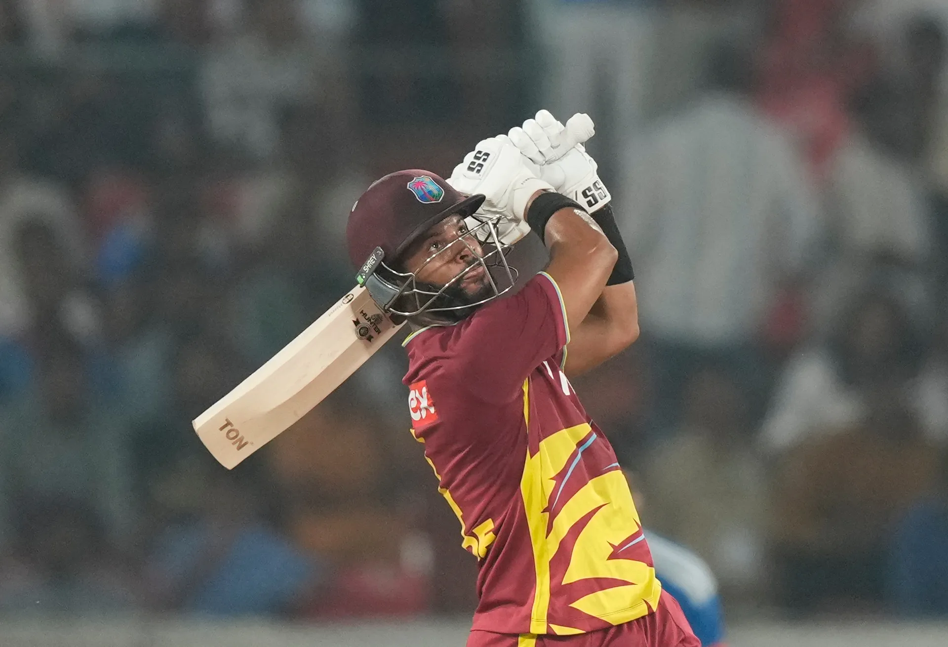 Le Indie occidentali battono l'India al livello della serie T20 mentre Hope continua a correre da record