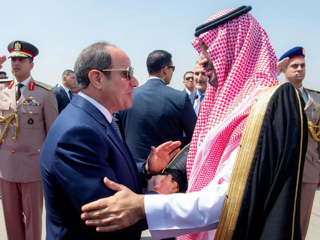 L'egiziano el-Sisi chiede l'autorizzazione per l'assistenza alla difesa dell'Arabia Saudita