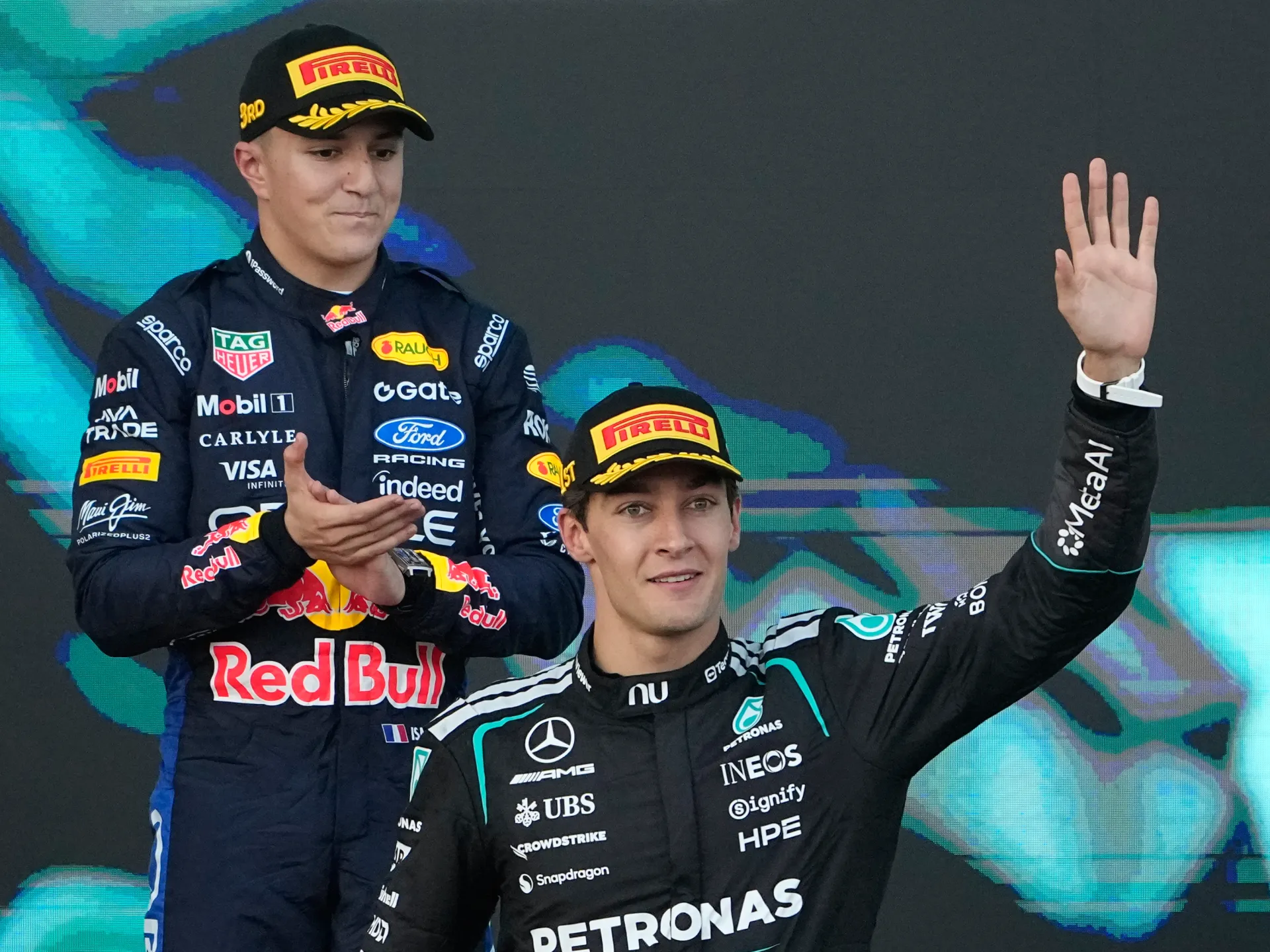 Russell supera Verstappen e vince a Baku, Antonelli si accontenta del quinto posto